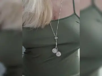 Tata42  live sex cam