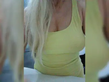 Tata42  live sex cam
