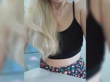 Tata42  live sex cam