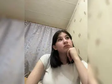 Viktori3a  live sex cam