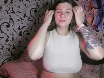 YourEmilie  live sex cam