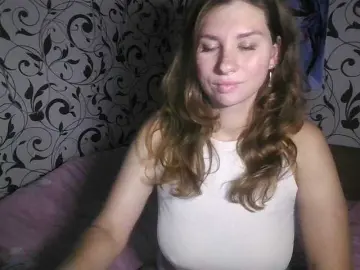YourEmilie  live sex cam