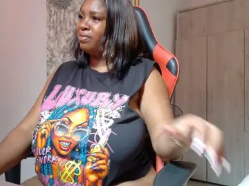 Agatafox  live sex cam