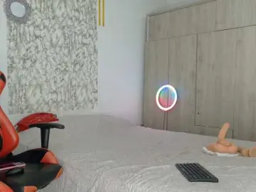 Agatafox  live sex cam