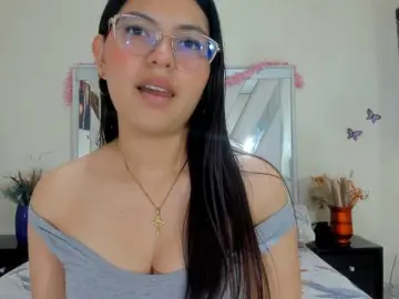Connie-forero  live sex cam
