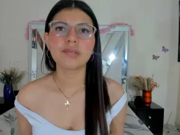 Connie-forero  live sex cam