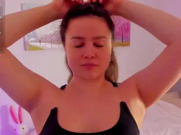 Rizzcaprice  live sex cam