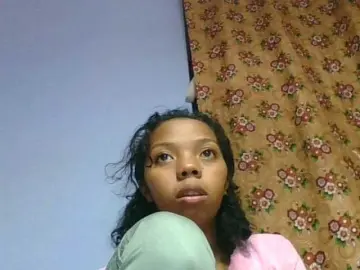 Rosah1a  live sex cam