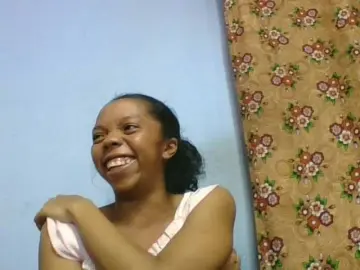 Rosah1a  live sex cam