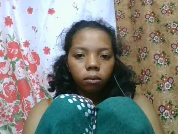 Rosah1a  live sex cam