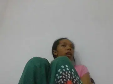 Rosah1a  live sex cam