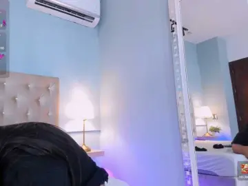 Llittlemaya  live sex cam