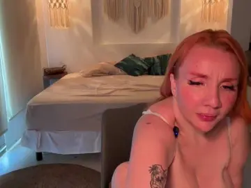 MarlaGinger  live sex cam