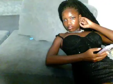 Pinkypetite  live sex cam