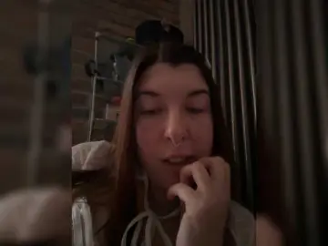 RinaLun27  live sex cam