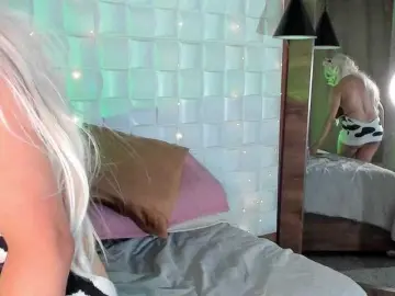 Sugiri-erocosplay  live sex cam