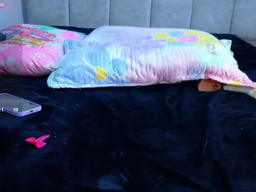 Venusnoirrlove  live sex cam