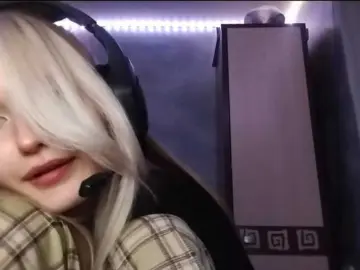 AmieFilipovic  live sex cam