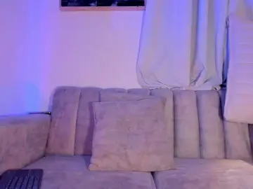 HannahDavis  live sex cam