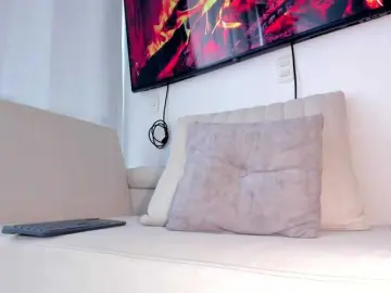 HannahDavis  live sex cam