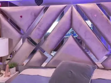 HarperWest  live sex cam
