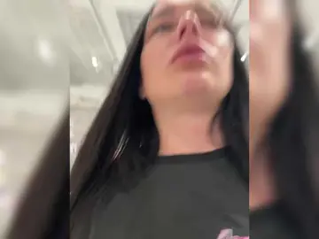 Kisa-Gav  live sex cam