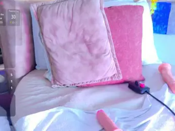 LalaVarela  live sex cam