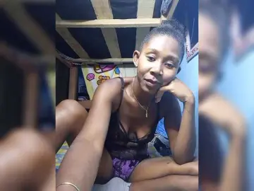 Natacha24  live sex cam