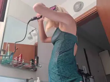PeaceDance  live sex cam