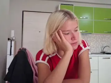 PeaceDance  live sex cam