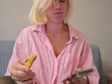 PeaceDance  live sex cam