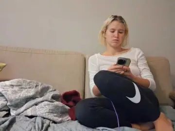 PeaceDance  live sex cam