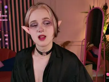 Luna-son  live sex cam