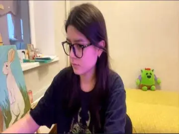 AltagraciaTrudics  live sex cam