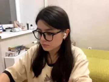AltagraciaTrudics  live sex cam