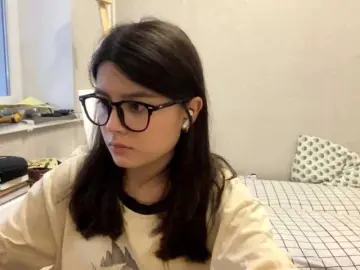 AltagraciaTrudics  live sex cam