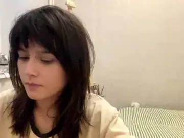 AltagraciaTrudics  live sex cam