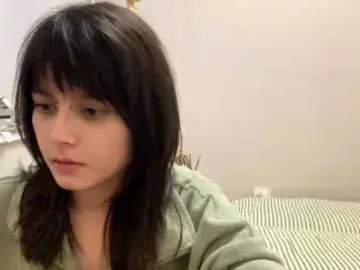 AltagraciaTrudics  live sex cam