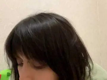 AltagraciaTrudics  live sex cam