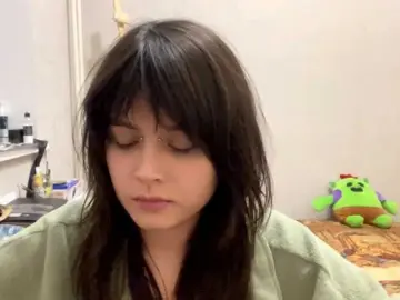 AltagraciaTrudics  live sex cam