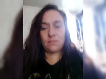 Carmencumswell  live sex cam