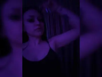 Gizzela-1  live sex cam