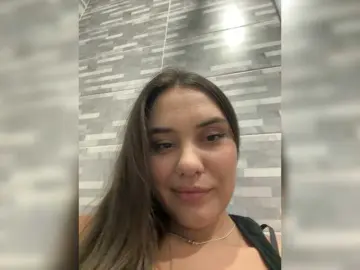 Lana34  live sex cam