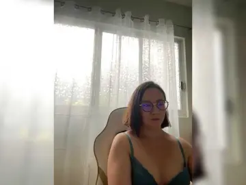 MishelleLpz  live sex cam