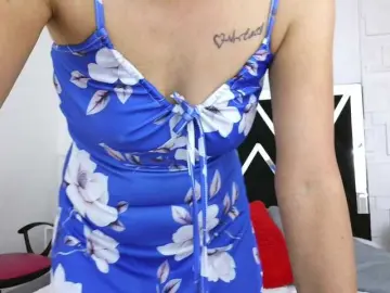 SashaMishot  live sex cam