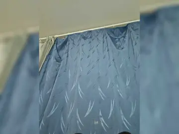 Xsska  live sex cam