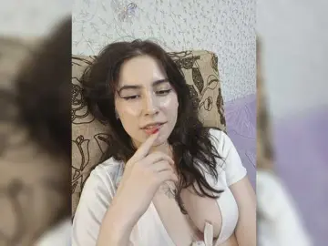 Xsska  live sex cam