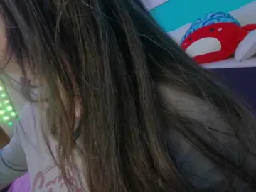 Electrified  live sex cam