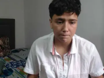 Blaketaylor21  live sex cam