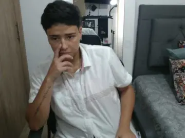 Blaketaylor21  live sex cam